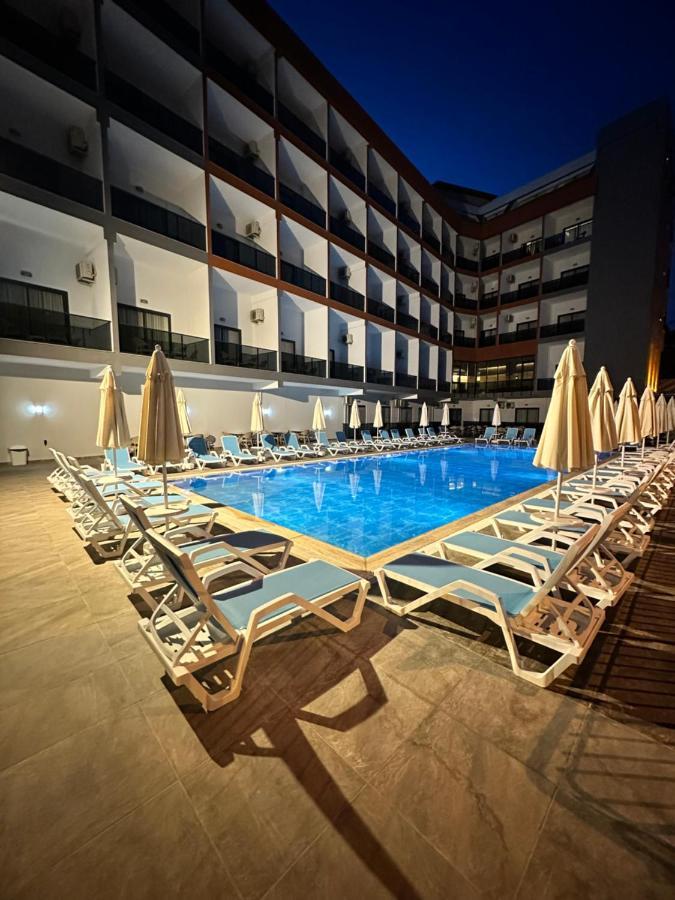 Side Golden Rock Hotel&Spa Exterior photo